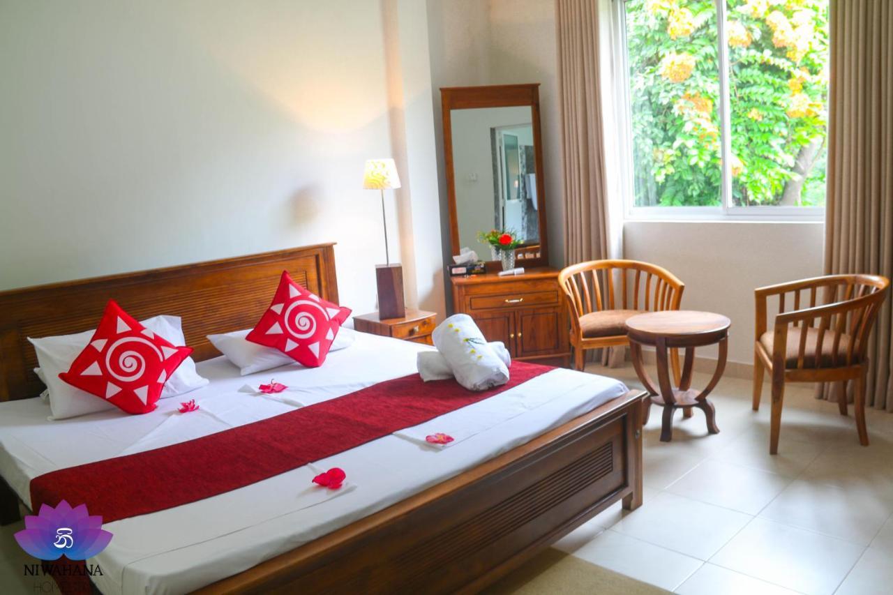 Nivahana Homestay Kandy Exterior photo